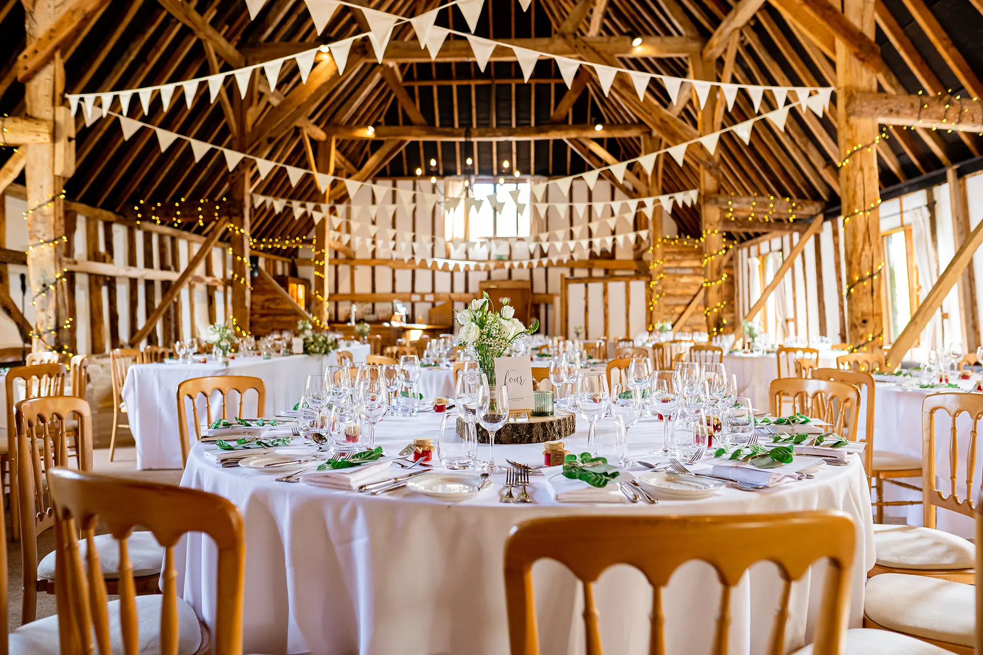 clock barn weddings dining tables