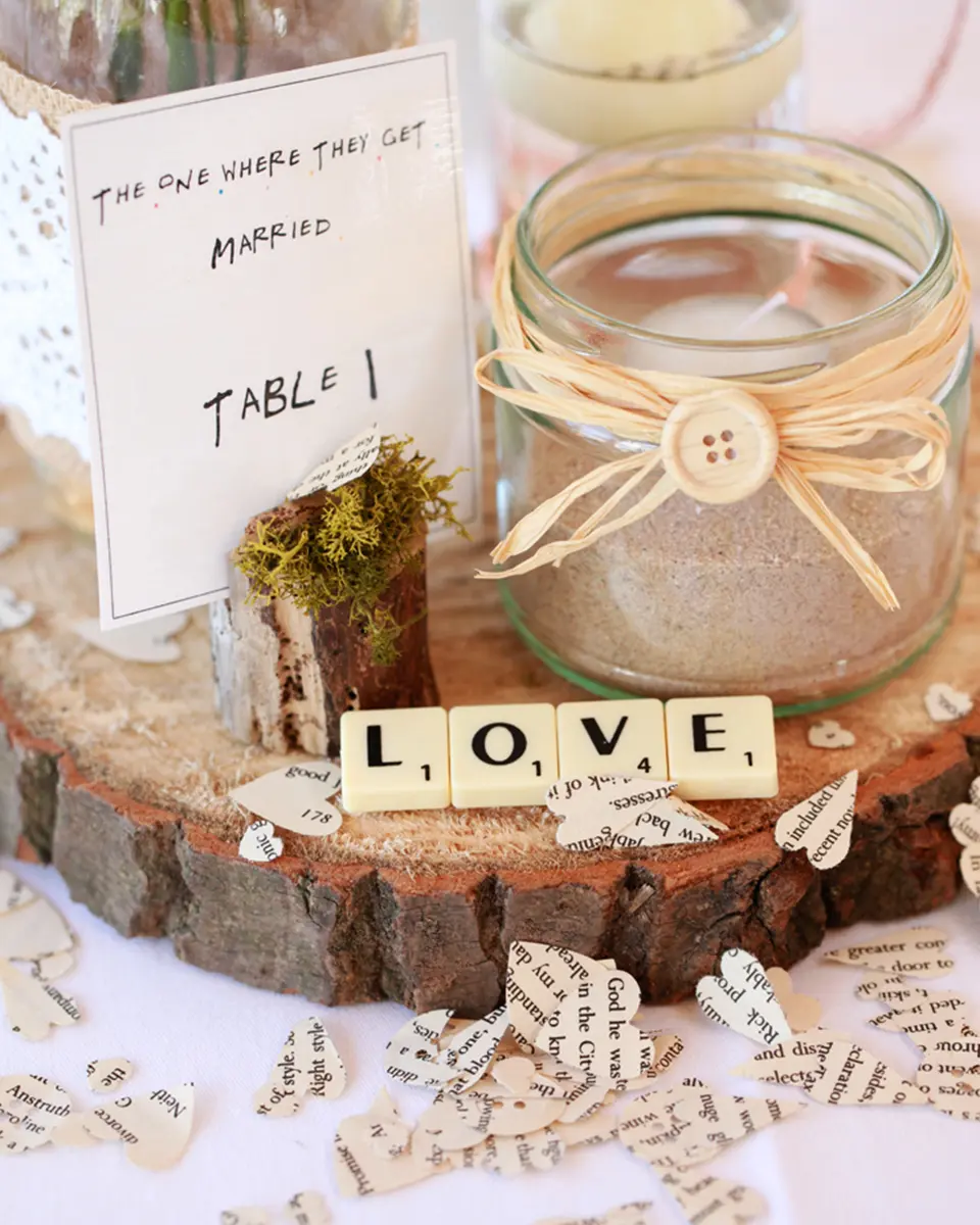 Clock Barn table decoration romantic wedding ideas