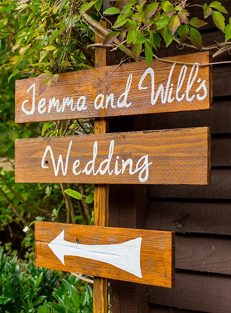 Clock Barn wedding signs diy wedding ideas